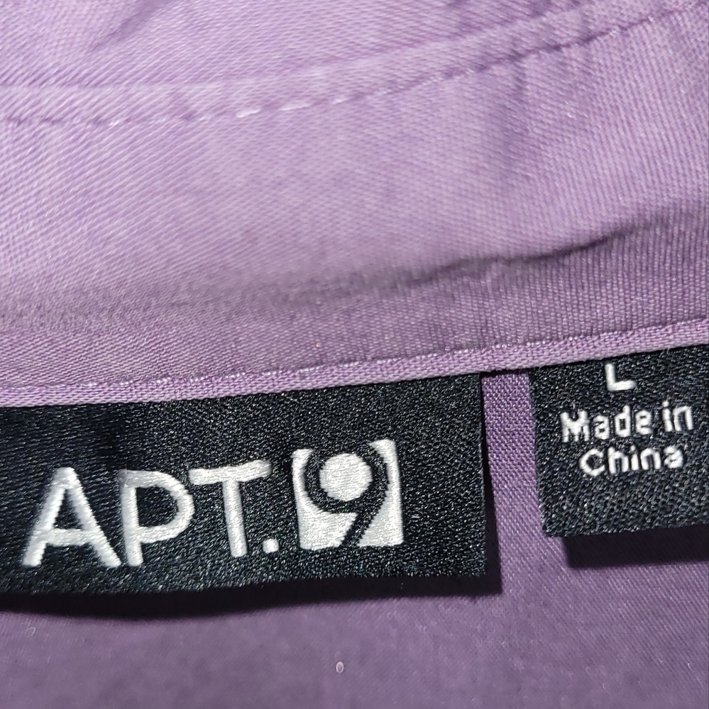 Apt 9 size large short sleeve, button up purple shirt/top/blouse, great conditio - Picture 2 of 3
